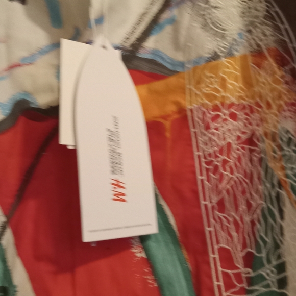 Mens H&M and Basquiat Loose Fit Cotton Resort Shirt size M - Picture 3 of 5